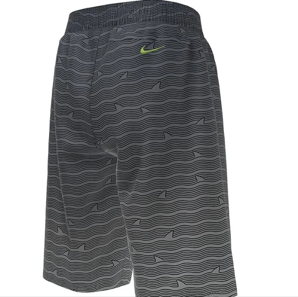 Nike Shark Stripe Breaker Volley Shorts Size XL